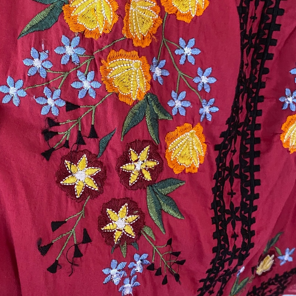 Boho Embroidered Top - red - Picture 2 of 5